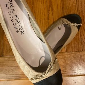 Paul Mayer Attitudes - Leather Quilted Kitten Heel Sz 8.5